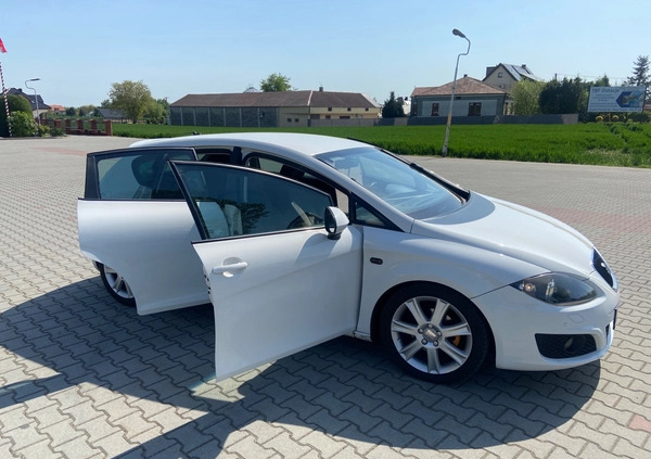 Seat Leon cena 27900 przebieg: 290000, rok produkcji 2010 z Zamość małe 352